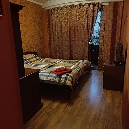 3х комн апартаменты в районе КРЭС Сичеславская Покровский район Кривой Рог Экстерьер фото